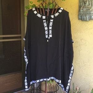 Vince Camuto short Kaftan Tunic